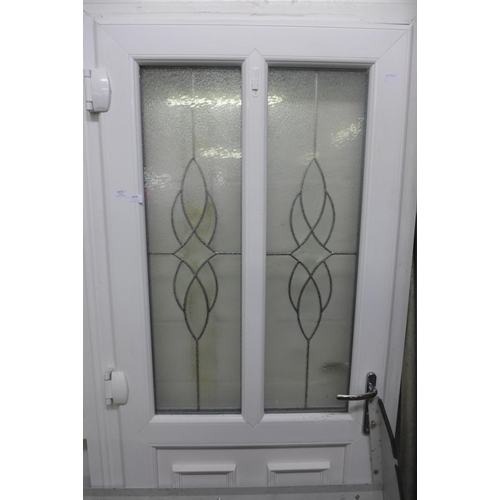 2438 - Front door with side light, glass panels and keys