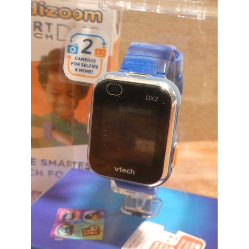 3072 - Vtech Blue Smart Watch Dx2 with charging lead    (213-488) * This Lot Is Subject To Vat