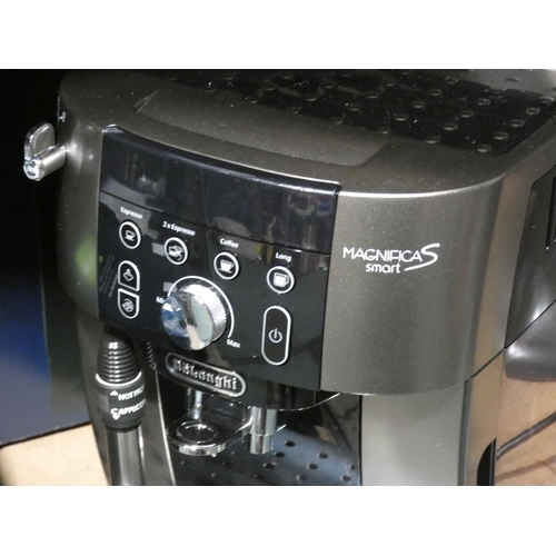 3171 - Delonghi Bean To Cup Coffee Machine, Rrp £299.99 + Vat (213-363) * This Lot Is Subject To Vat