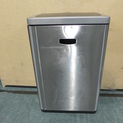 3322 - 80L Motion Sensor Waste Bin (213-89) * This Lot Is Subject To Vat