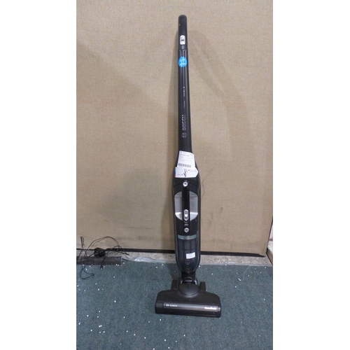 3377 - Bosch Flexxo Vacuum Cleaner, Rrp £129.99 + Vat (213-33) * This Lot Is Subject To Vat