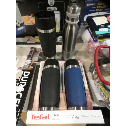 3242 - Three Tefal Travel Mugs (500Ml/Grande) (213-149) * This Lot Is Subject To Vat