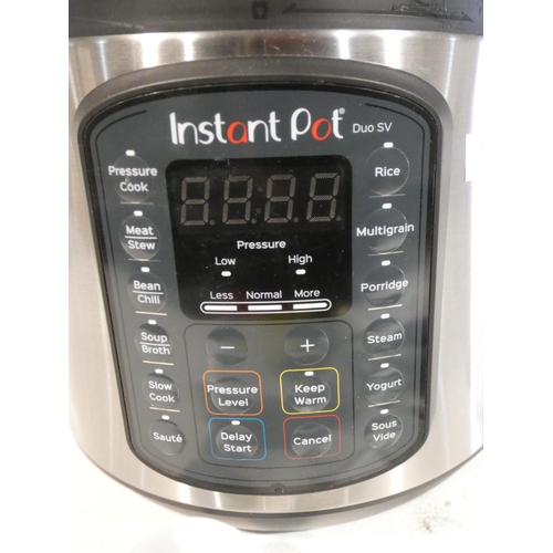 3023 - Instant Pot Duo (9 In 1)  (214-91) * This Lot Is Subject To Vat