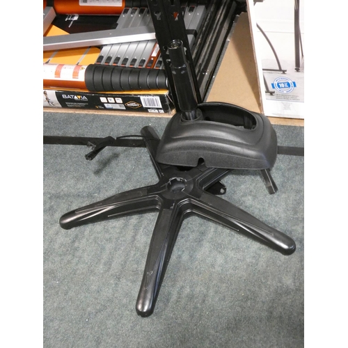 3025 - La-Z-Boy Air Executive Chair (Model 51537), Rrp £159.99 + Vat  (214-114) * This Lot Is Subject To Va... 