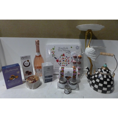 3219 - Two Time For Tea Gift Sets, Organic Tea Assortment and an I Love Afternoon Tea Set (all incomplete) ... 