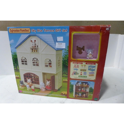 3229 - Sylvanian Families Home Gift Set (incomplete) (215-253) * This lot is subject to VAT