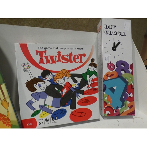 3504 - Four games:- Twister, Logo Billionaire, Neck of the Woods and Build Your Own Clock