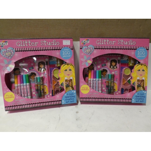 3506 - 2 Galt Glitter Studio Sets