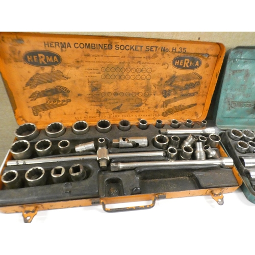 2037 - 2 Socket sets & dolly stick