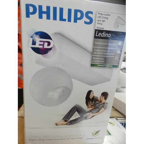 2091 - 6 Boxes of Philips LED spotlights