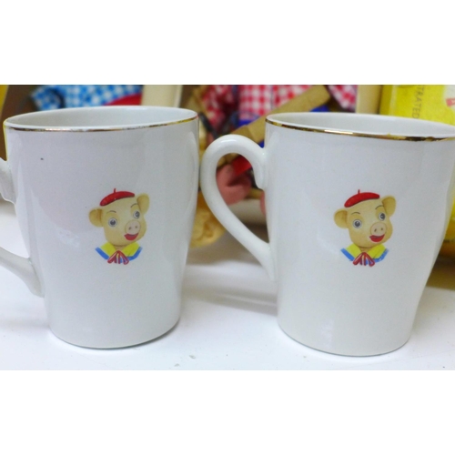 757 - Pelham Puppets; Pinky and Perky, both boxed and two 1960's mugs