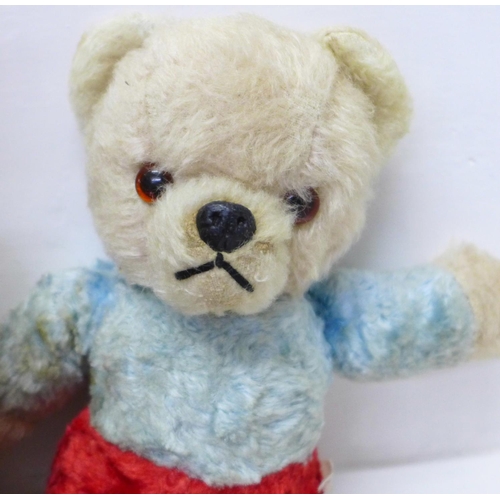 788 - A collection of four Teddy bears, two vintage