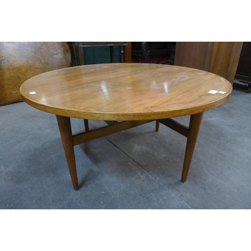 203 - A Gordon Russell teak circular coffee table