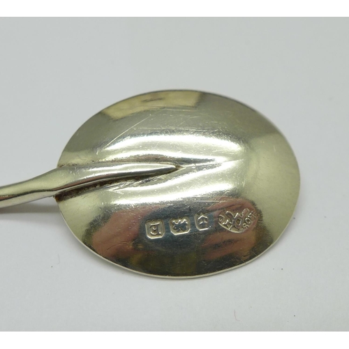 1007 - A cased set of six silver coffee bean spoons, Birmingham 1929, Adie Bros., 34g