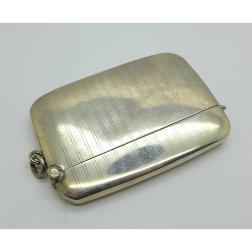 1091 - A silver vesta case, Birmingham 1919