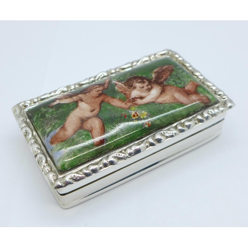 1095 - A 925 silver pill box with enamelled top, width 57mm