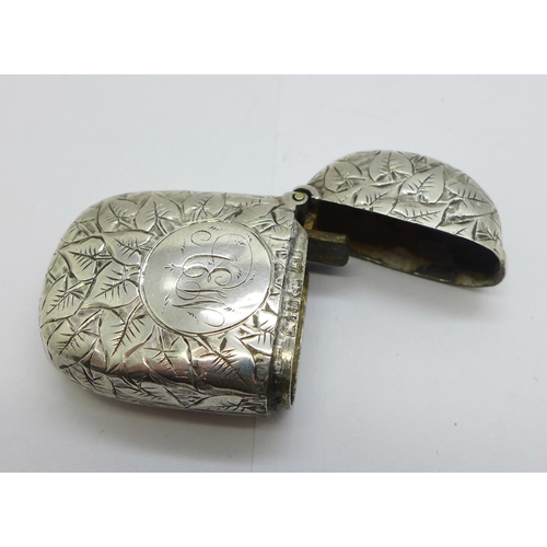 1104 - A Victorian silver vesta case