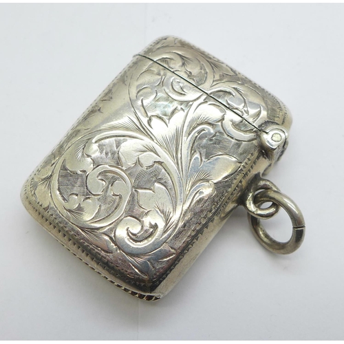 1105 - A silver vesta case, Birmingham 1901