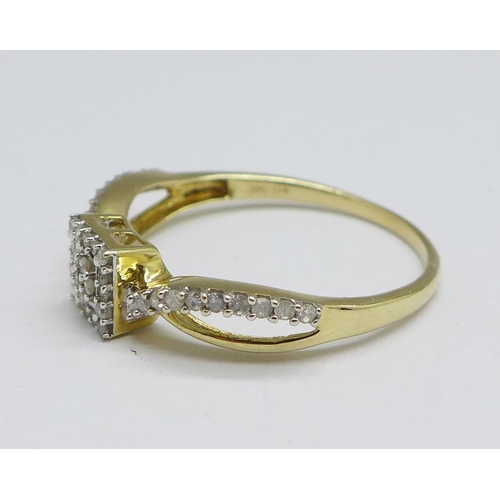 1152 - A 9ct gold, forty-one diamond cluster ring with diamond shoulders, 1.7g, S