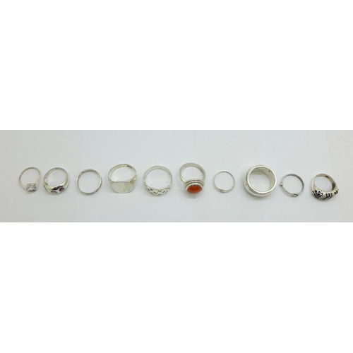 1208 - Ten silver rings