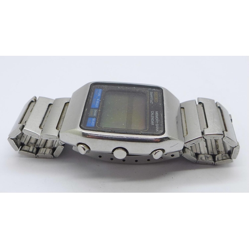 1236 - A Seiko Quartz LC memory-bank LCD wristwatch, a/f, (requires battery, not tested)