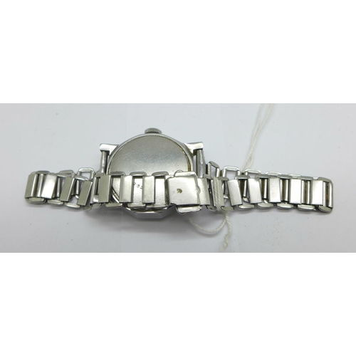 1254 - A Wyler wristwatch with shaped 27mm case