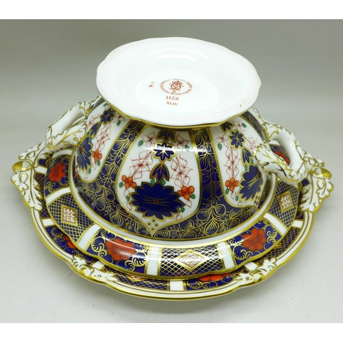 701 - A Royal Crown Derby 1128 pattern tureen, 18cm, with stand