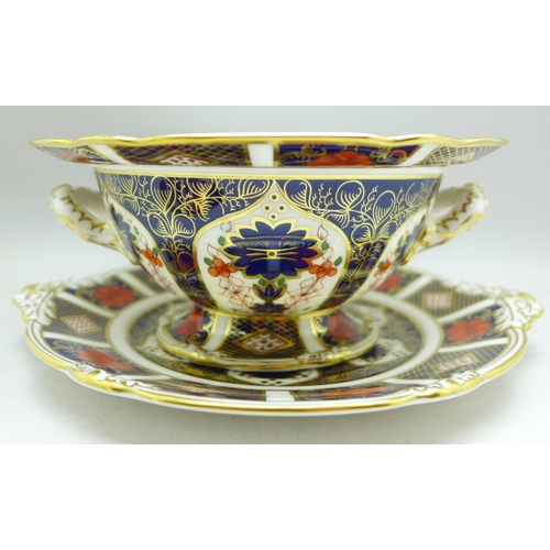 701 - A Royal Crown Derby 1128 pattern tureen, 18cm, with stand