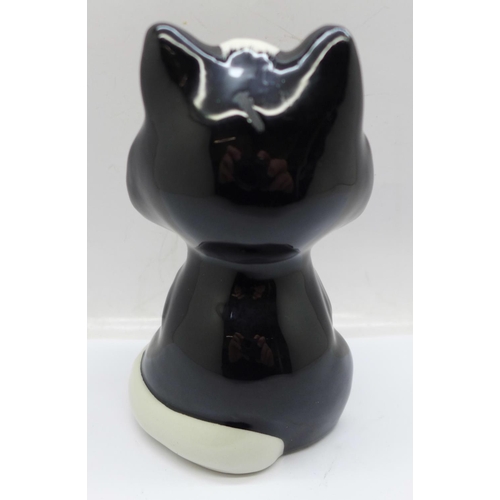 727 - A Lorna Bailey, 'Arnie the Cat' figure, 13cm, signed 'Lorna Bailey' on the base (small area of glaze... 