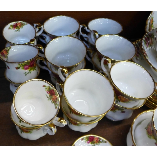 750 - Royal Albert Old Country Roses tea and dinnerwares, tea and coffee pots, six setting coffee, twelve ... 