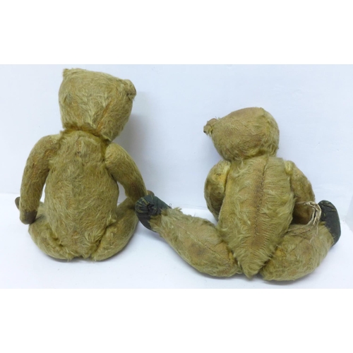 792 - Two mid 20th Century jointed Teddy bears