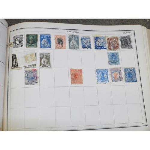 844 - An album of cigarette cards and part album of stamps