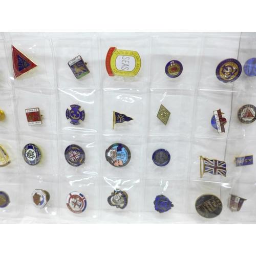 859 - One hundred vintage enamel badges, including Union, Astronomical, Young Conservatives, Motor Racing,... 