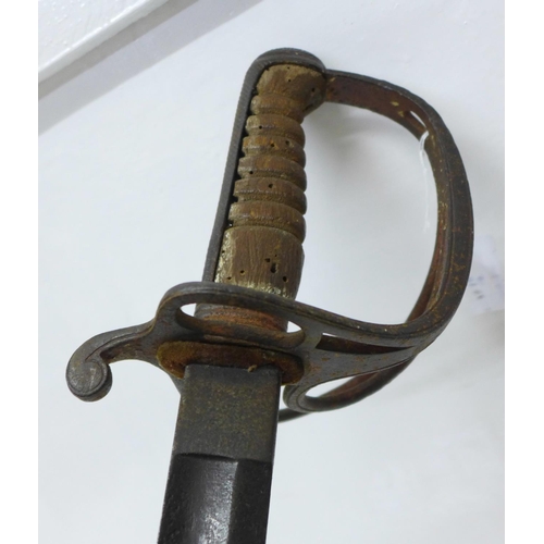 911 - A Victorian Light Cavalry officers sword, wooden grip with woodworm, blade numbered 5012, length 91c... 