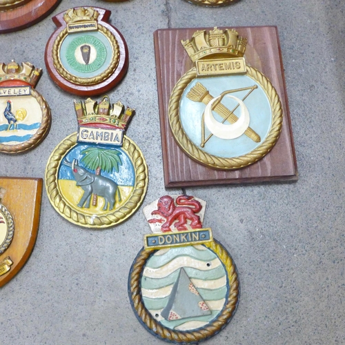 927 - Sixteen Coat of Arms plaques, plaster and metal, including Royal Air Force St. Athan Station and Har... 