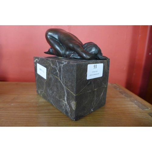 93 - An erotic female bronze sculpture on marble base, 15cms h.