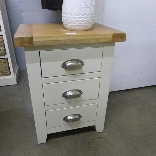 1486 - A cream and oak bedside chest