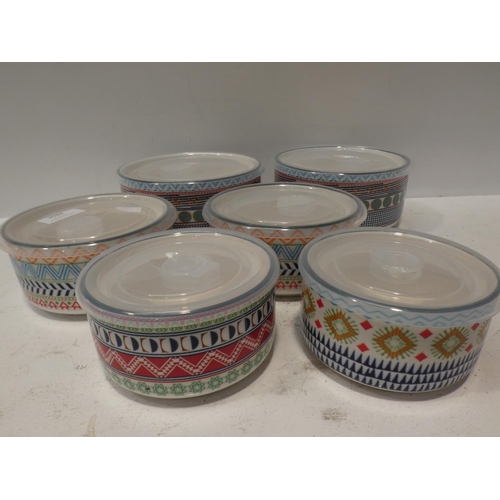 3084 - Six Assorted Bowls With Lids (219-113) * This lot is subject to VAT