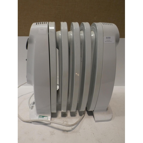 3150 - Delonghi Nano radiator * This lot is subject to VAT