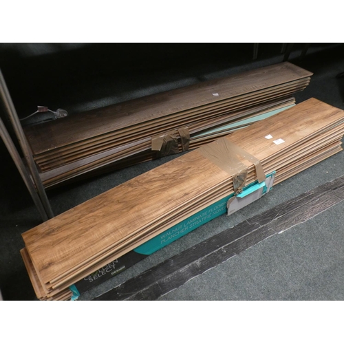 3157 - Quantity of Mixed Laminate Flooring (218 -136 ) * This Lot Is Subject To Vat