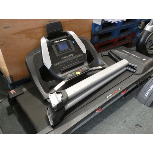 3276 - Proform 505 Cst Treadmill - marked, Rrp £483.33 + Vat (4053-64) * This lot is subject to VAT