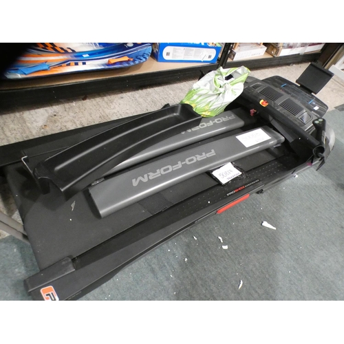 3341 - Proform Pro1000 Treadmill Trainer, RRP £779.99 + VAT (219-147) * This lot is subject to VAT