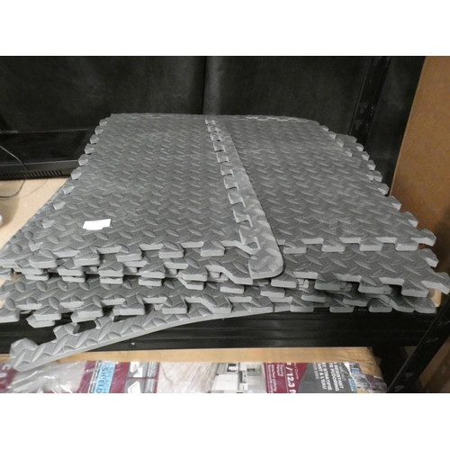 3362 - Best Step Comfort Flooring Mat Packs (219-161) * This lot is subject to VAT