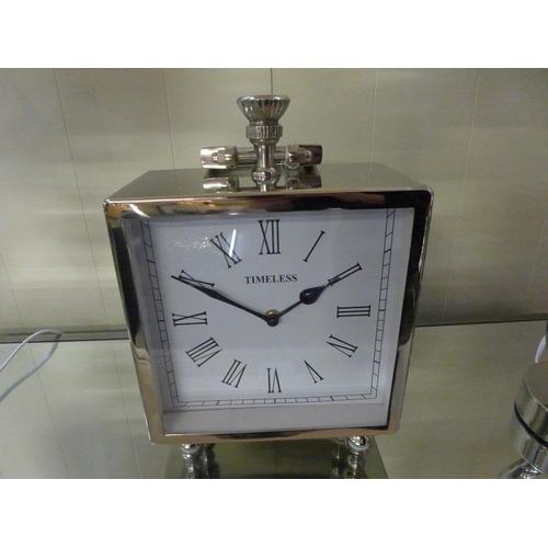 1489 - A square nickel table clock (16978227)    #