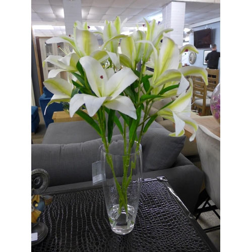 1423 - A spray of white lilies in a glass vase, 63cms (54846625)   #