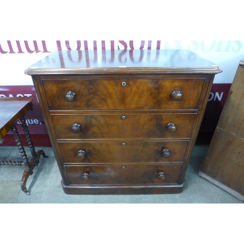 104 - A Victorian mahogany chest of drawers