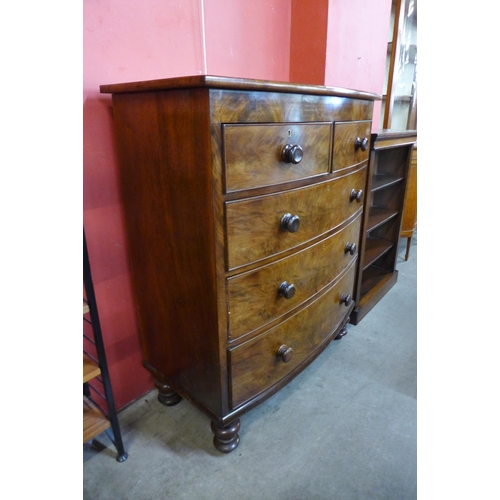 82 - A Victorian mahogany bow front chest of drawers