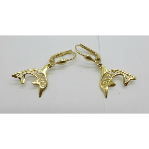 1084 - A pair of 14ct gold dolphin earrings, 2.1g