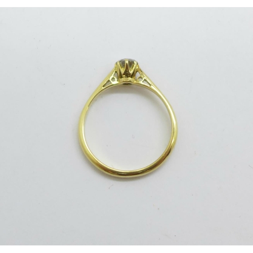 1089 - An 18ct gold and diamond solitaire ring, approximately 0.35ct diamond weight, 2.6g, O