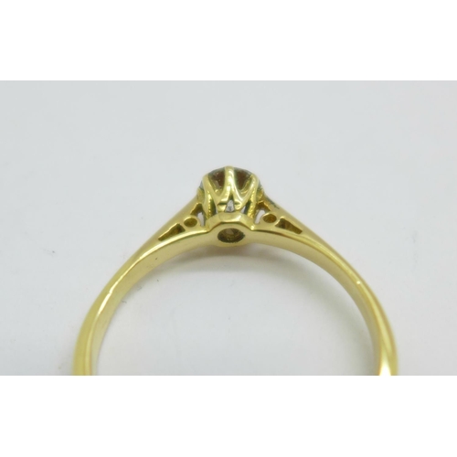 1089 - An 18ct gold and diamond solitaire ring, approximately 0.35ct diamond weight, 2.6g, O